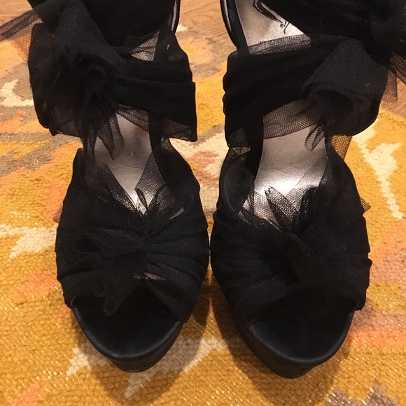 *SOLD Steve Madden FIFI Black High Heel Pumps - Picture 6 of 8